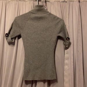 Short sleeve turtle neck